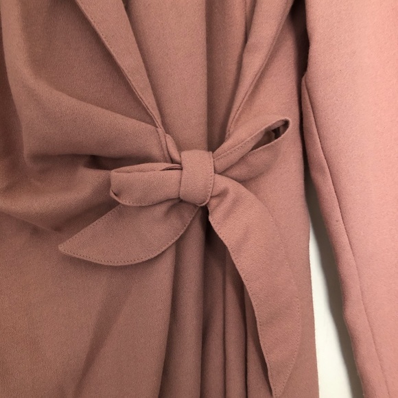 [SOLD] Rose coloured Vintage Wrap Dress Size S/M - Picture 2 of 4